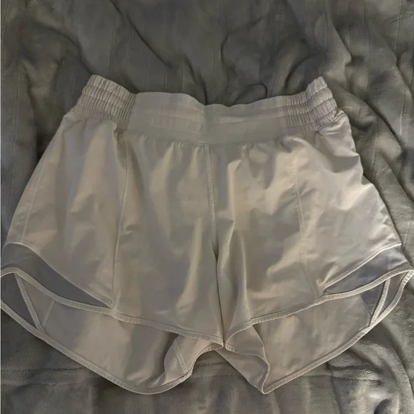Lululemon Women's Shorts - Picture 1 of 2